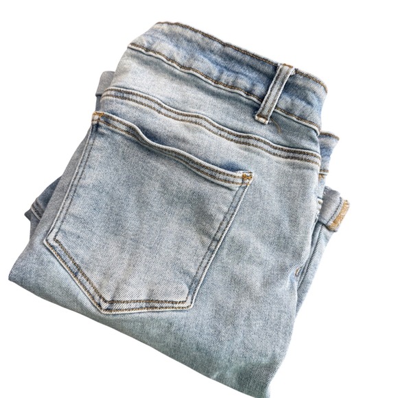 Blue Savvy Pants - BLUE SAVVY Womens Distressed Denim Shorts Light Wash Size 18 Rolled Cuffs